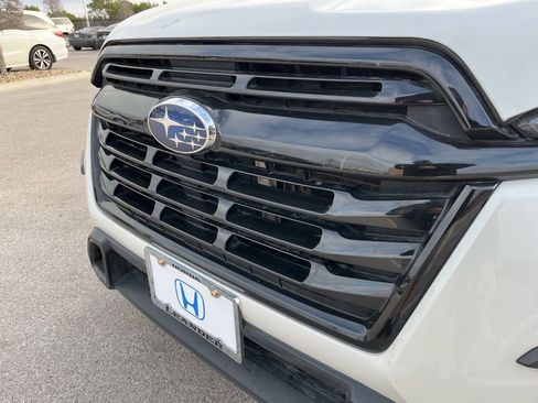 Used 2023 Subaru Ascent Onyx Edition image 14