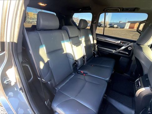 Certified 2023 Lexus GX 460 Premium image 19