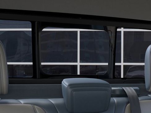 New 2025 Ford Maverick Lariat w/ 4K Tow Package image 24