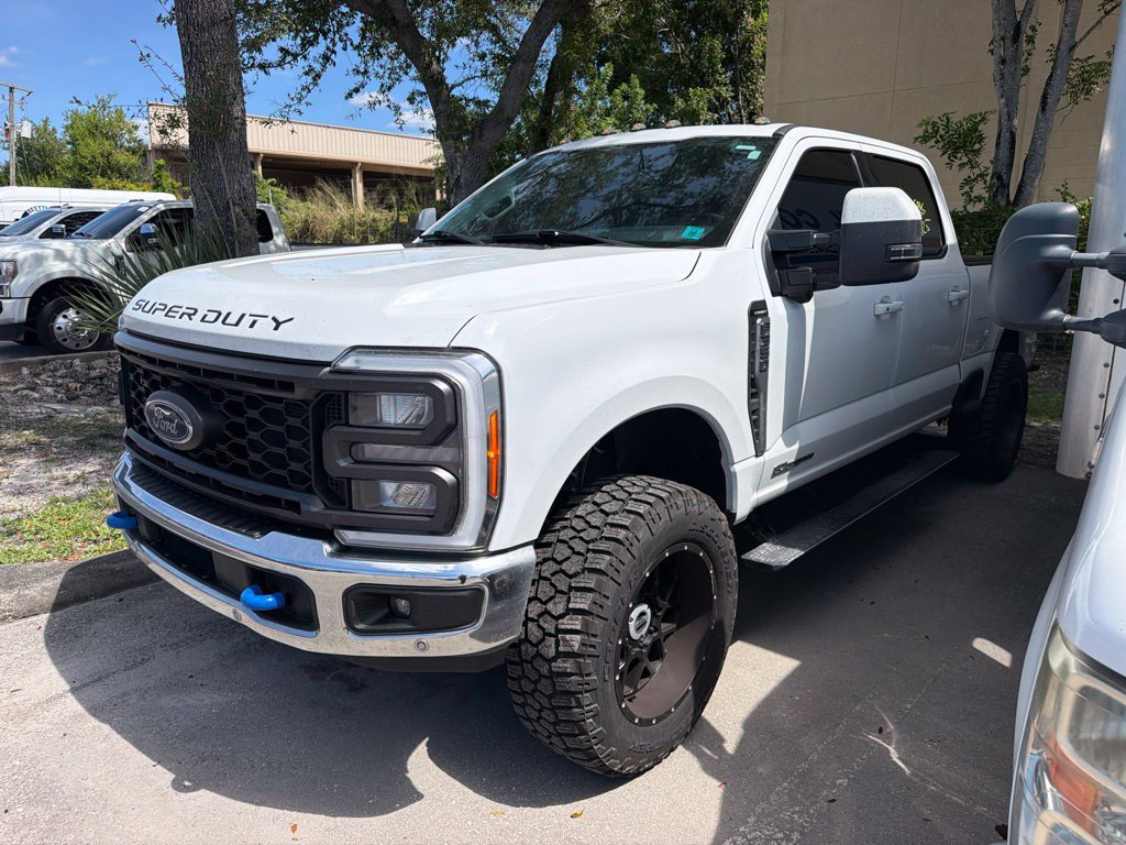 Used 2023 Ford F350 Lariat w/ Lariat Ultimate Package AWD/4WD image 1