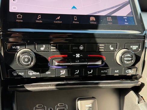 New 2025 Jeep Grand Cherokee Limited image 20