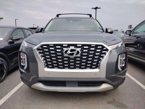 Used 2020 Hyundai Palisade SEL w/ Convenience Package FWD image 2