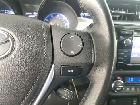 Used 2015 Toyota Corolla LE image 23