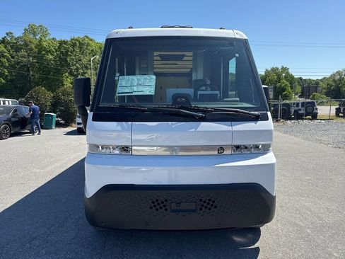 Used 2024 Chevrolet Brightdrop 600 w/ Battery Pack, Max Range AWD/4WD image 8