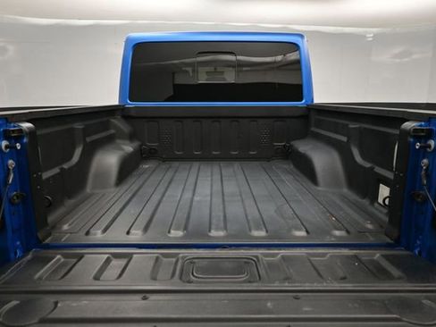 Used 2023 Jeep Gladiator Rubicon w/ LED Lighting Group AWD/4WD image 18