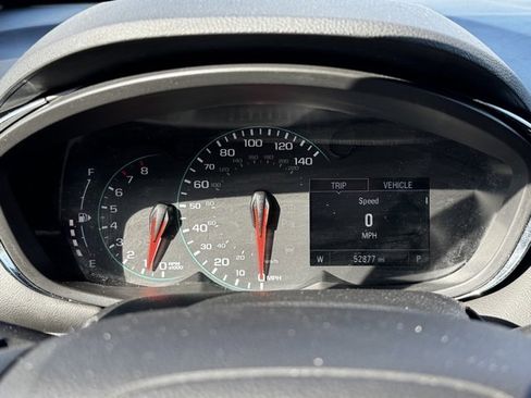 Certified 2022 Chevrolet Trax LT w/ LT Convenience Package image 20