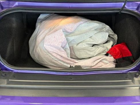 Used 2019 Dodge Challenger SRT Hellcat Redeye image 6