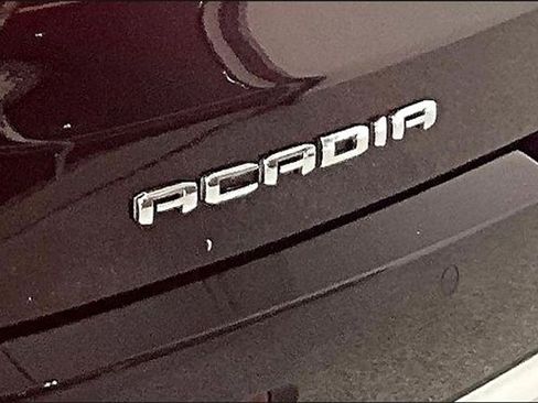 Used 2022 GMC Acadia Denali image 39