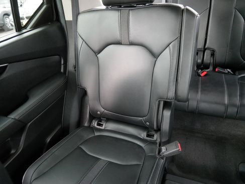 Used 2024 Honda Pilot EX-L image 12