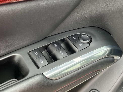 Used 2025 Chevrolet Traverse Z71 AWD/4WD image 15