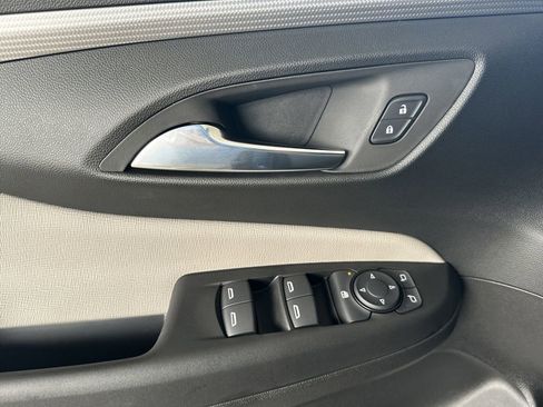 New 2026 Buick Envista Avenir image 12