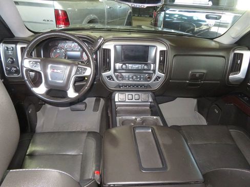 Used 2015 GMC Sierra 1500 SLT w/ SLT Crew Cab Value Package image 41