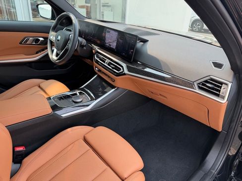 Used 2023 BMW 330i xDrive Sedan w/ Premium Package AWD/4WD image 15