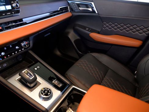 Used 2025 Mitsubishi Outlander SEL image 26