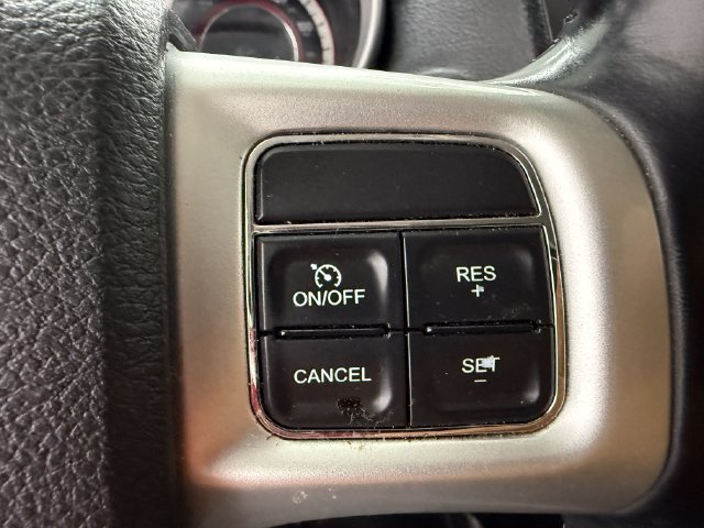 Used 2019 Dodge Journey SE FWD image 11