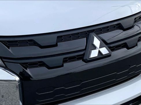 Used 2022 Mitsubishi Outlander Sport LE FWD image 29