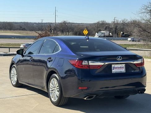 Used 2018 Lexus ES 350 w/ Premier Package image 4