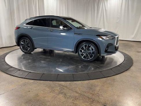 Certified 2025 INFINITI QX55 Luxe w/ Cargo Package image 2