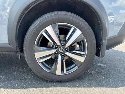 Used 2021 Nissan Rogue SL w/ Premium Package image 28