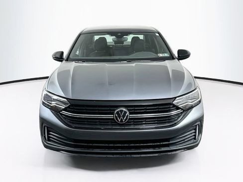 Certified 2023 Volkswagen Jetta Sport FWD image 2