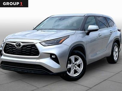 Certified 2024 Toyota Highlander LE