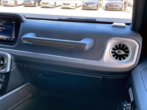 Certified 2022 Mercedes-Benz G 63 AMG AMG G 63 image 17
