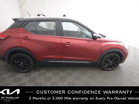 Used 2020 Nissan Kicks SR w/ Exterior Package image 4