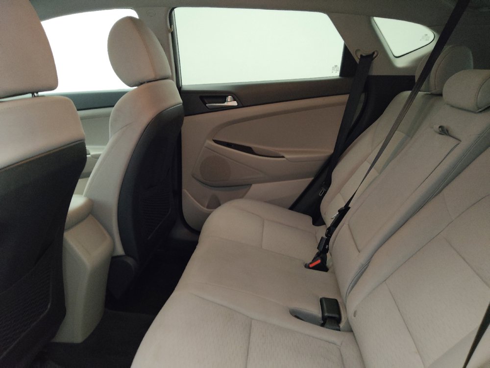 Used 2019 Hyundai Tucson SE AWD/4WD image 18