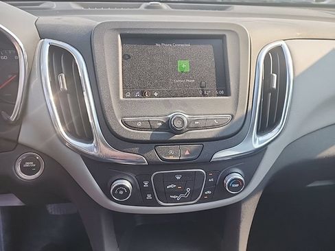 Used 2024 Chevrolet Equinox LS FWD image 16