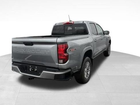 Used 2025 Chevrolet Colorado LT w/ Advanced Trailering Package image 9