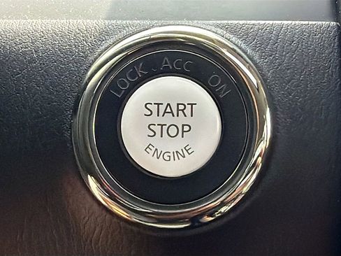 Used 2023 Nissan Armada SL AWD/4WD image 38
