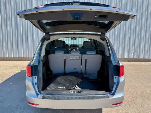 Used 2023 Honda Odyssey Touring image 16