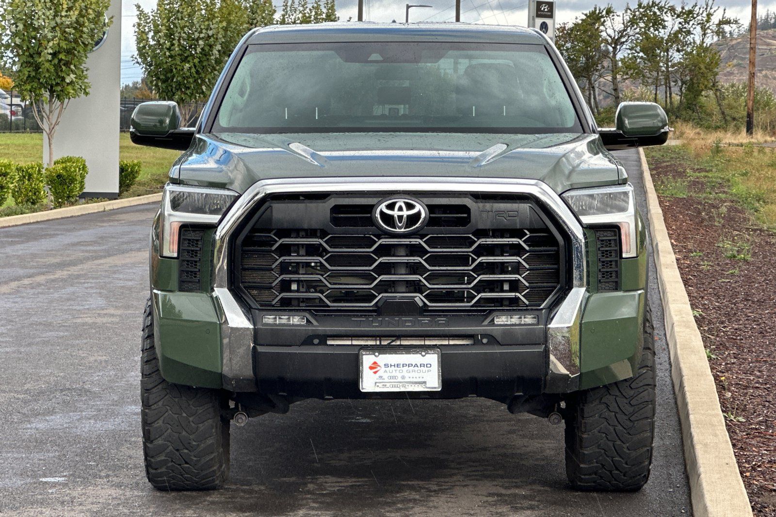 Used 2022 Toyota Tundra SR5 w/ TRD Off-Road Package AWD/4WD image 8