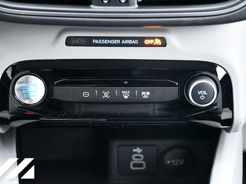 New 2024 Ford Escape Base image 17