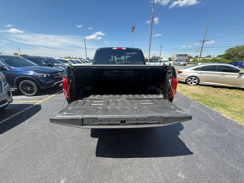 Used 2016 Ford F150 Platinum w/ Equipment Group 701A Luxury AWD/4WD image 5
