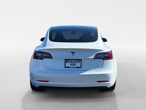 Used 2023 Tesla Model 3 Performance image 4