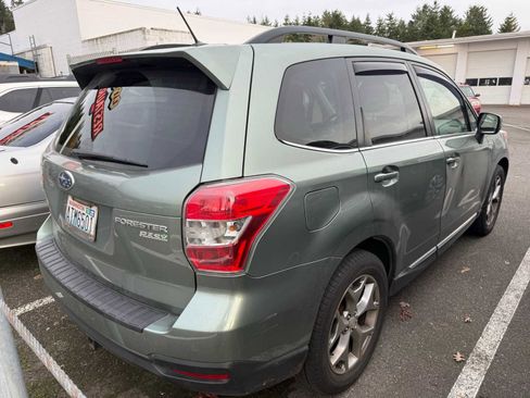 Used 2015 Subaru Forester 2.5i Touring w/ Eyesight & Navigation System image 3