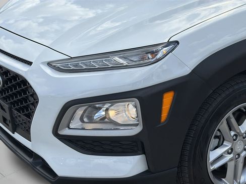 Used 2020 Hyundai Kona SE AWD/4WD image 6