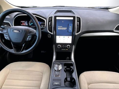 Used 2021 Ford Edge SE w/ Cargo Accessory Package image 13