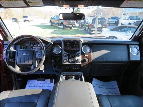 Used 2014 Ford F250 Platinum image 8