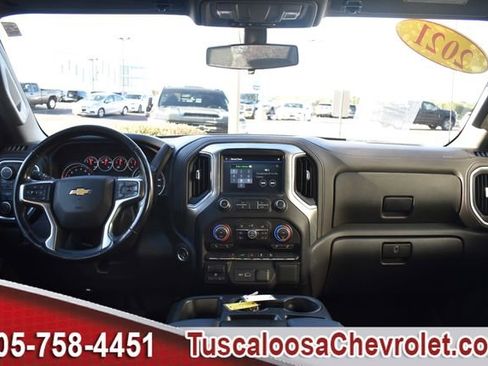 Used 2021 Chevrolet Silverado 1500 LT w/ Z71 Off-Road Package image 3