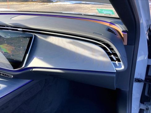 New 2026 Mercedes-Benz E 53 AMG e 4MATIC Sedan image 10