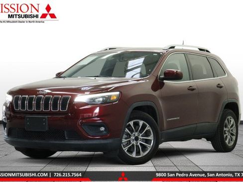 Used 2019 Jeep Cherokee Latitude Plus FWD image 1