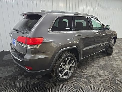 Used 2019 Jeep Grand Cherokee Limited AWD/4WD image 9