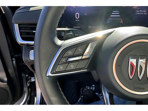 Used 2025 Buick Envision Preferred AWD/4WD image 11