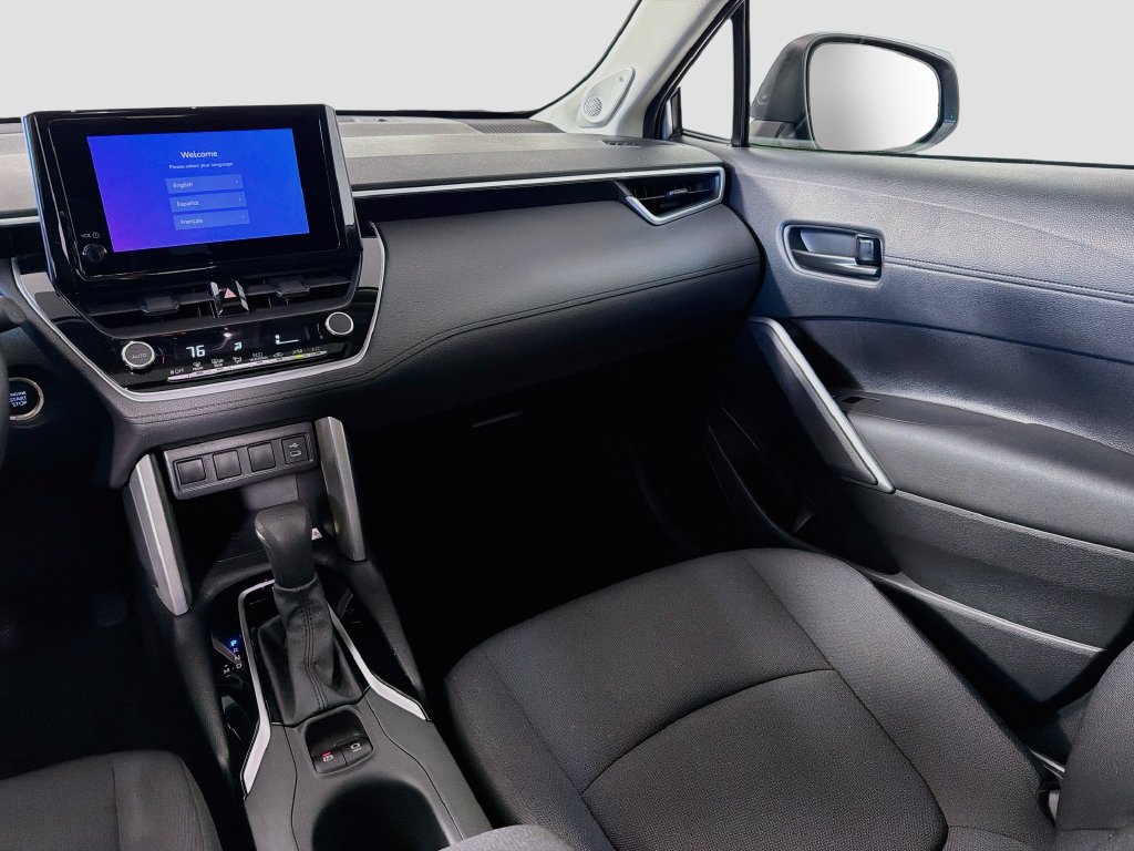 Used 2023 Toyota Corolla Cross LE w/ Moonroof Package AWD/4WD image 25