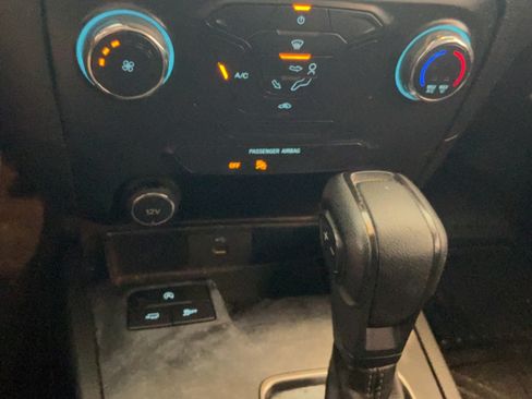 Used 2019 Ford Ranger XL w/ Equipment Group 101A Mid RWD image 16