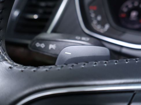 Used 2018 Audi Q5 2.0T Premium Plus w/ Premium Plus Package image 28