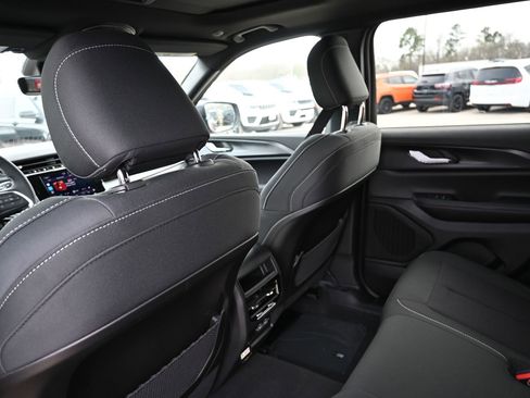 New 2026 Jeep Grand Cherokee Laredo image 20