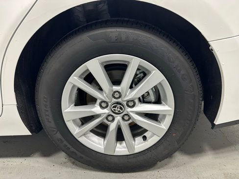 Used 2025 Toyota Camry LE image 64